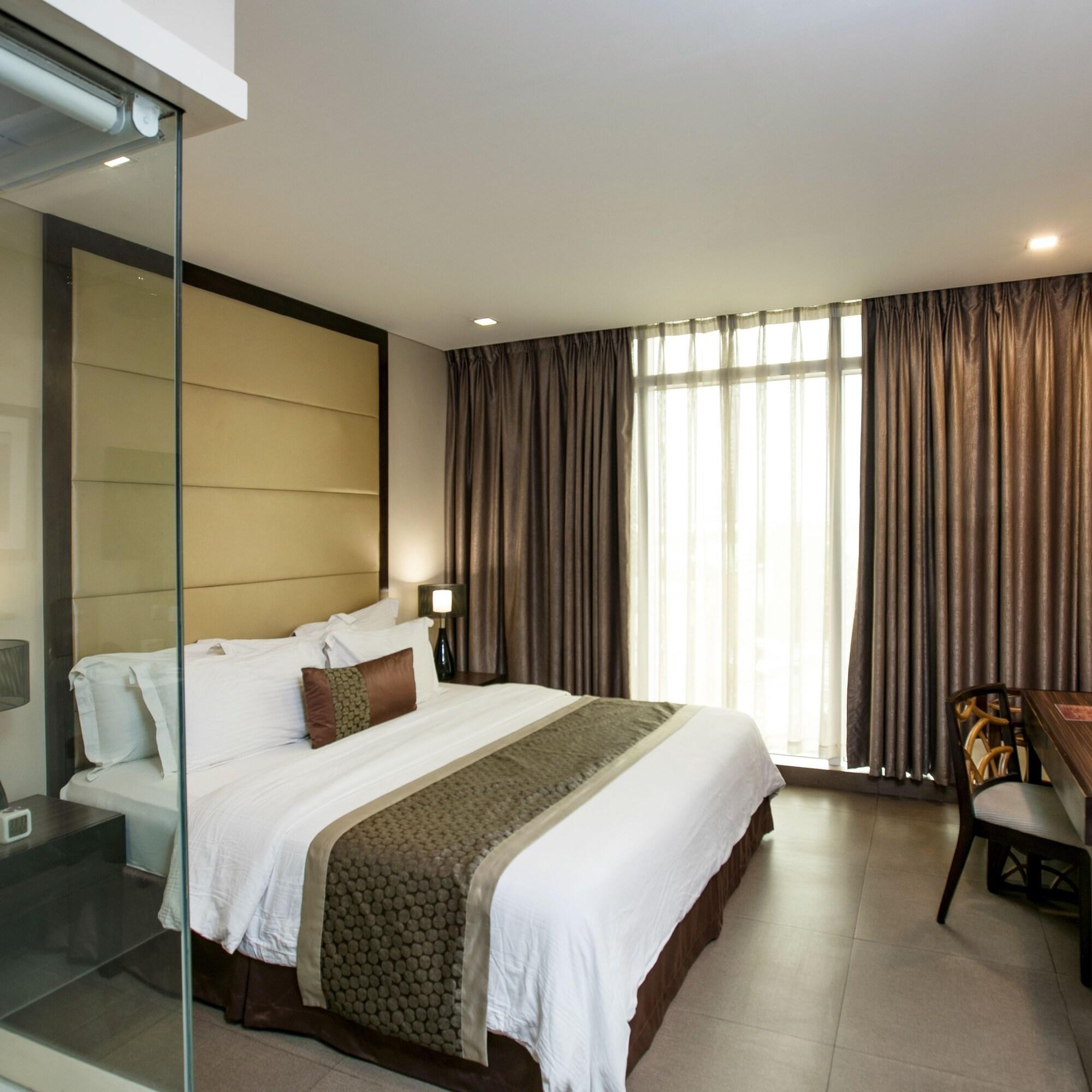 Goldberry Suites And Hotel - Mactan Lapu-Lapu City Exterior photo